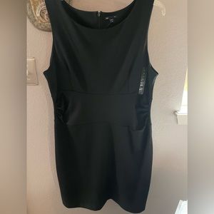 GAP Sleeveless Black Dress Size 20 Fun Summer Dress. Invisible Back Zipper NWOT